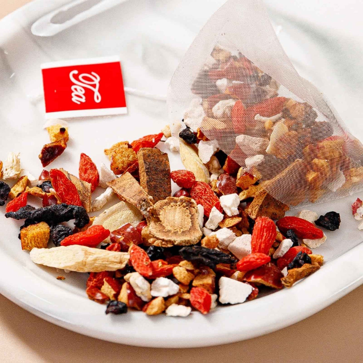 Ginseng-infused Eight Treasure Tea, Kidney Tea formula Ginseng Five Treasure Tea, Red Date Wolfberry Mulberry Health Tea, Han Shan Tang Tea, Kidney Care Tea Bags for Women & Men - 30bags (1)